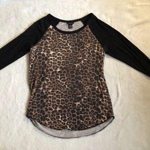 Rue 21 Leopard 3/4 Sleeve Top